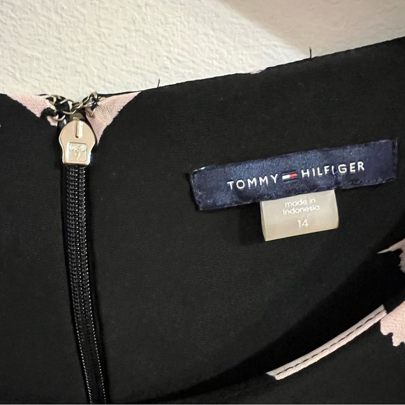 Tommy Hilfiger Longsleeve Dress Black Floral Workwear Casual Size 14 - Picture 3 of 6